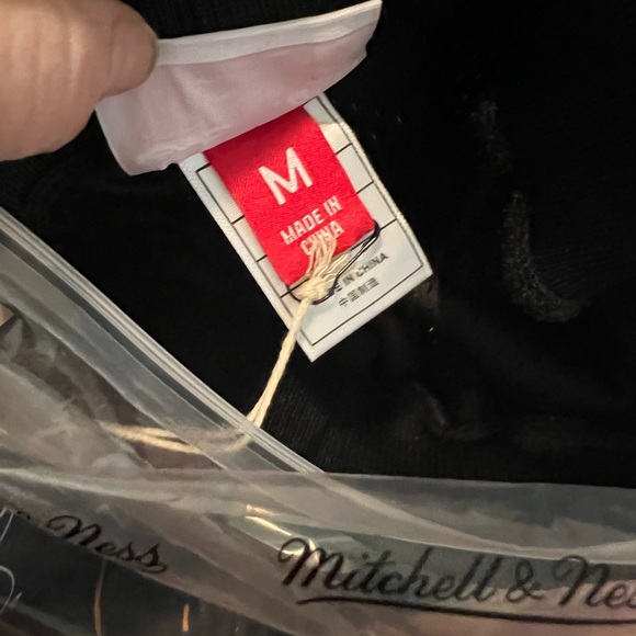 ☄️NWT! Jeff Hamilton X SneakerCon Exclusive Shorts - Picture 10 of 11